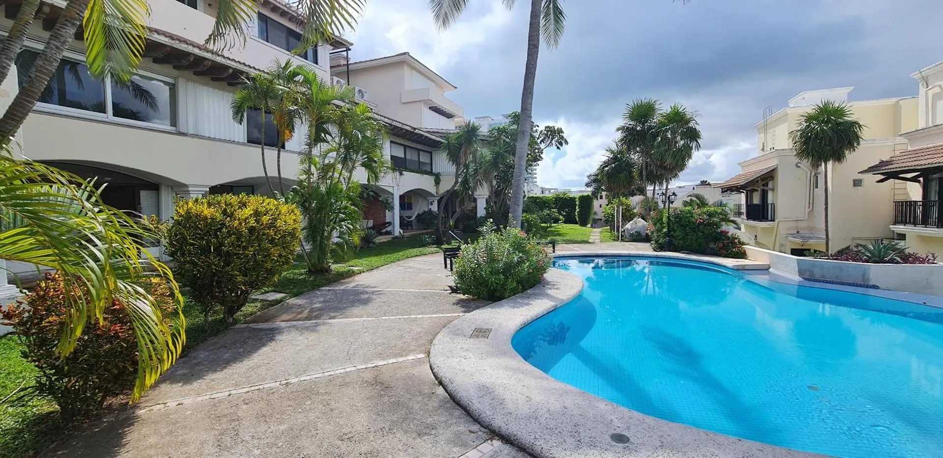 Holiday home Cascadas, Spacious Villa With Workspace, Pool & Fast Wi-Fi Cancun Mexico